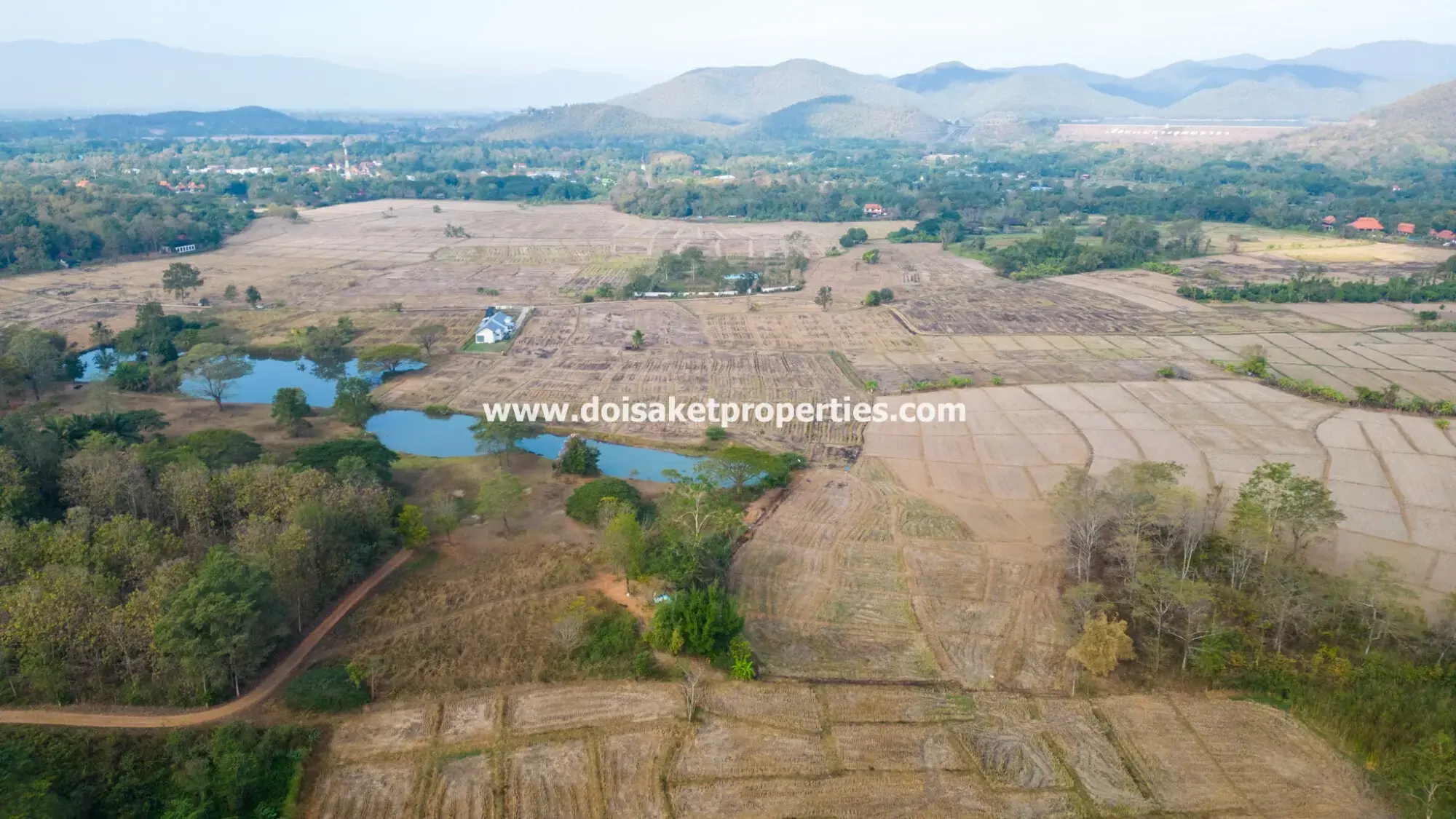 (LS392-68) Amazing 68+ Rai Plot of Land with Stunning Views for Sale in Luang Nua, Doi Saket