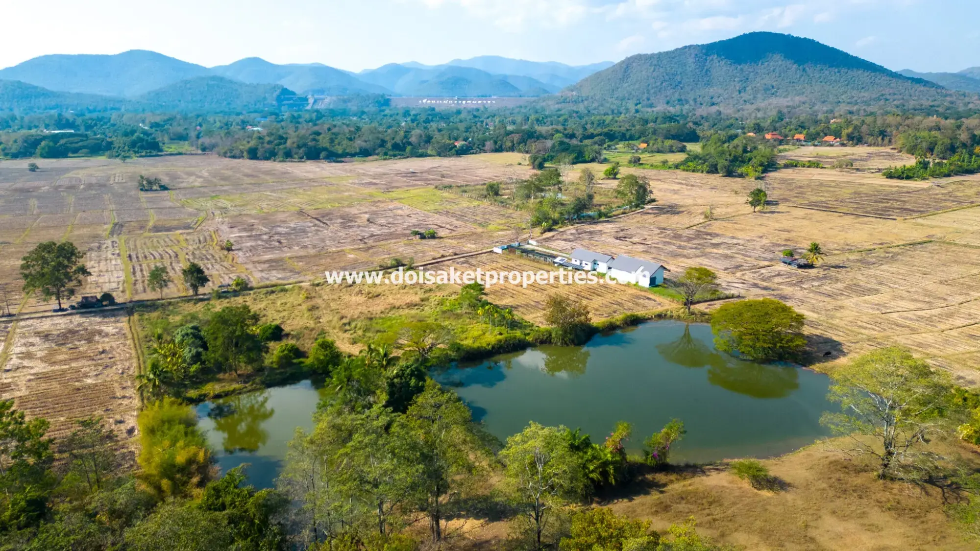 (LS392-68) Amazing 68+ Rai Plot of Land with Stunning Views for Sale in Luang Nua, Doi Saket
