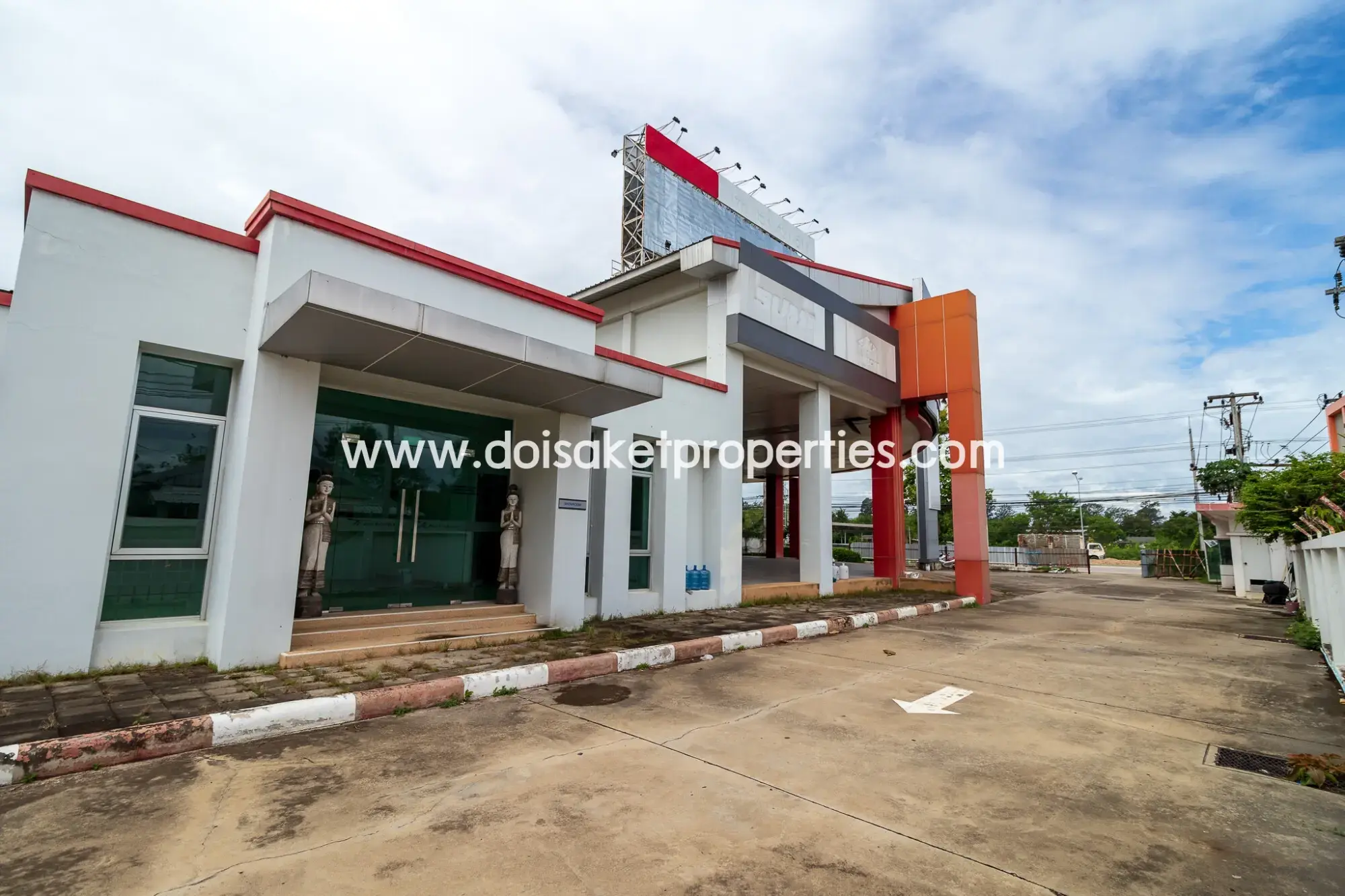 (CMS020-03) Large ~4 Rai Commercial Property with Direct Frontage on Route 11 Superhighway