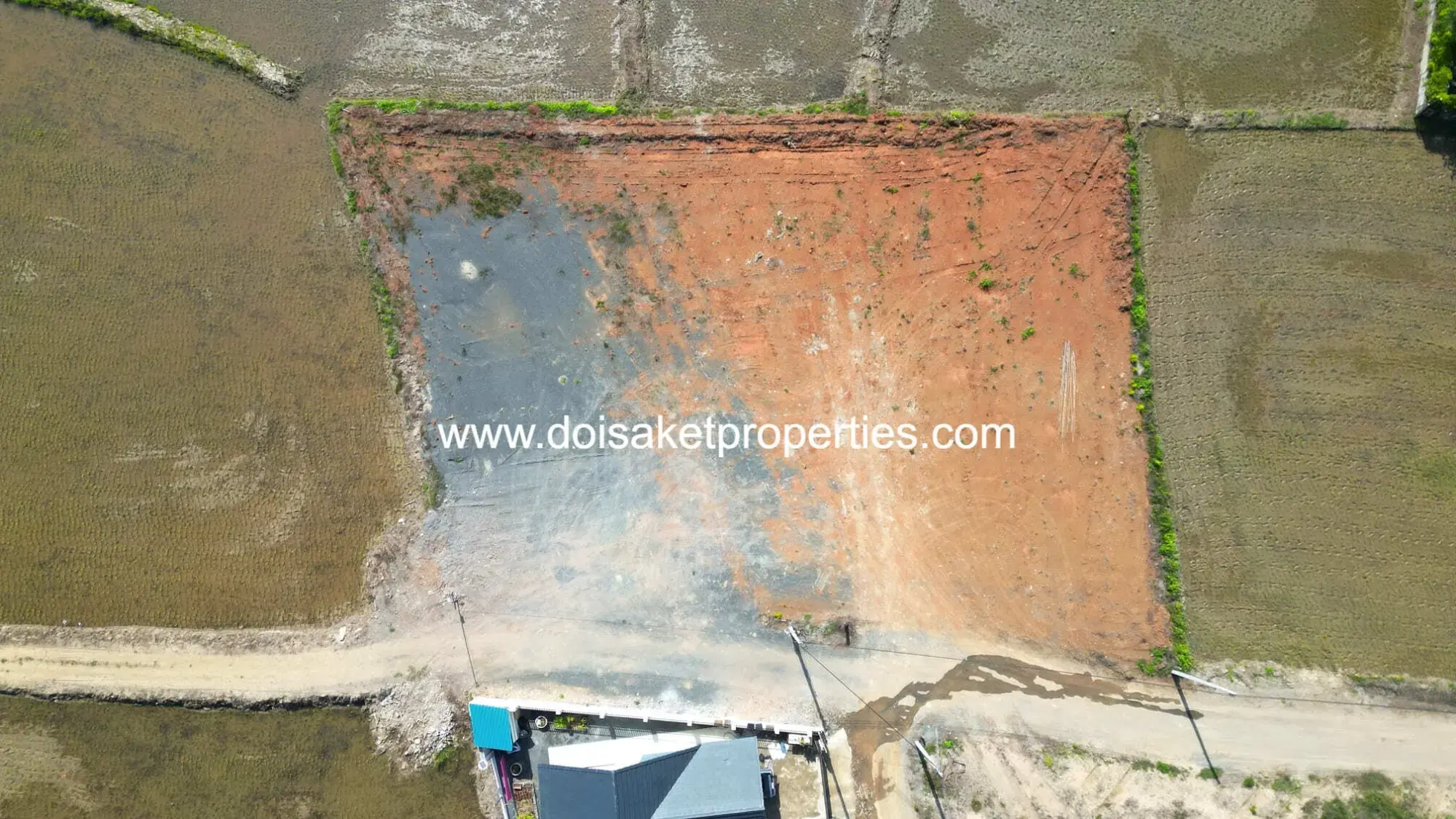 (LS398-01) Nice 1-Rai Plot of Land with Views for Sale in Luang Nuea, Doi Saket