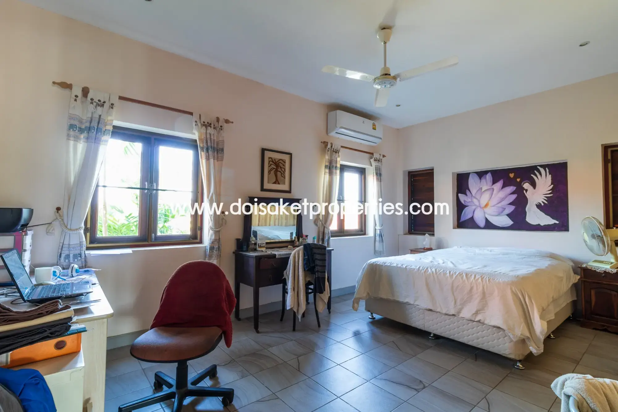 (LS406-04) Peaceful 4+ Rai Plot of Land with Homes and Mountain Views for Sale in Pa Pong, Doi Saket