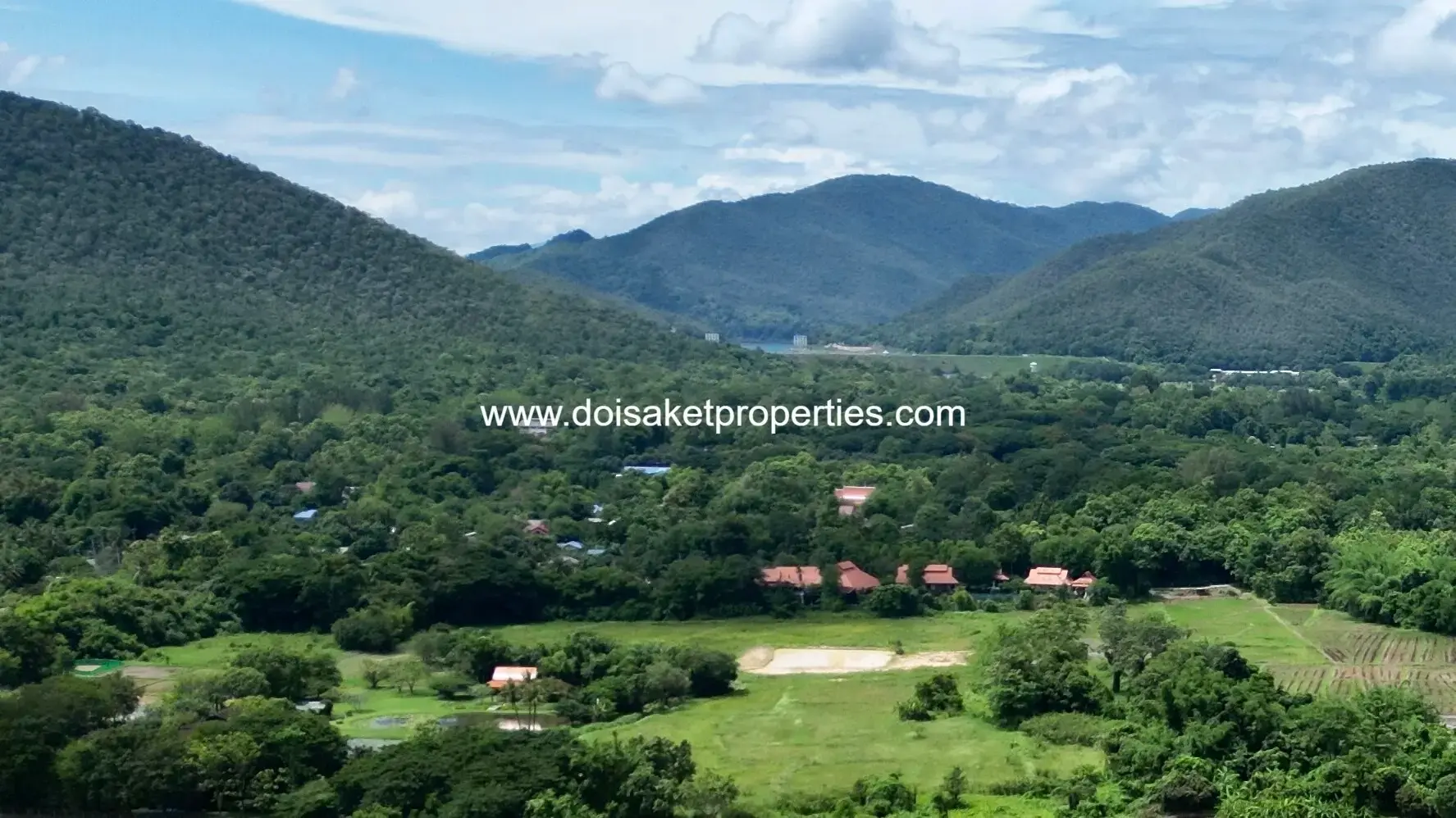 (LS412-08) Scenic 8+ Rai Land in the Countryside with Mountain &amp; Rice Field Views for Sale in Luang Nuea, Doi Saket, Chiang Mai