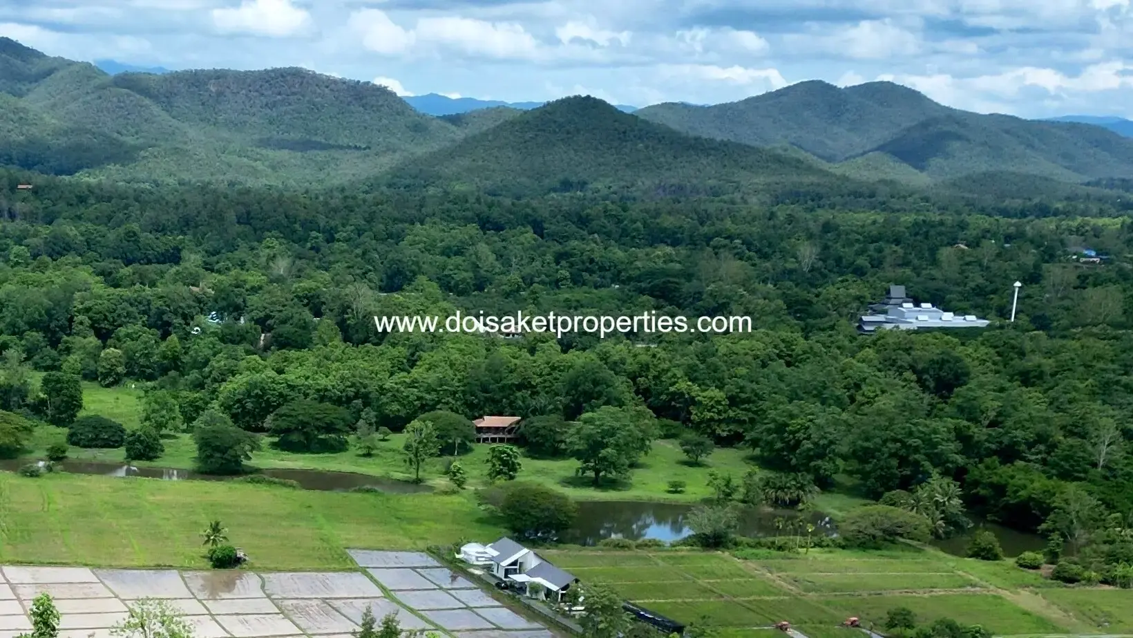 (LS412-08) Scenic 8+ Rai Land in the Countryside with Mountain &amp; Rice Field Views for Sale in Luang Nuea, Doi Saket, Chiang Mai