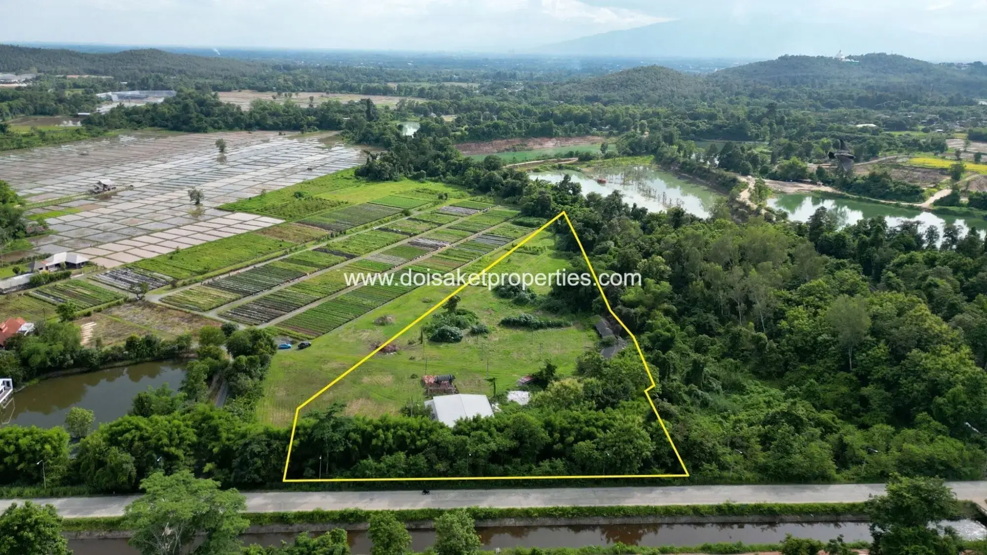 (LS413-10) Ready-to-Build Plot with Panoramic Views and Flower Farm Next Door for Sale in Pa Pong, Doi Saket, Chiang Mai