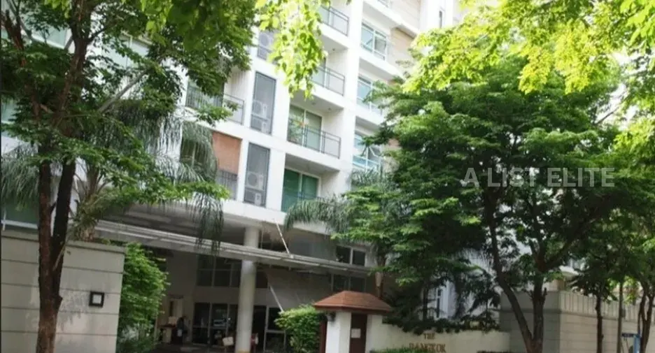 THE BANGKOK SUB CONDOMINIUM