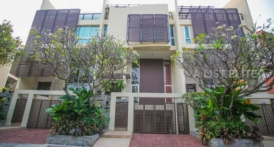 THE LOFT SATHORN