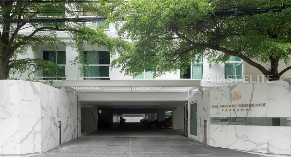 THE PRIVATE RESIDENCE RAJDAMRI