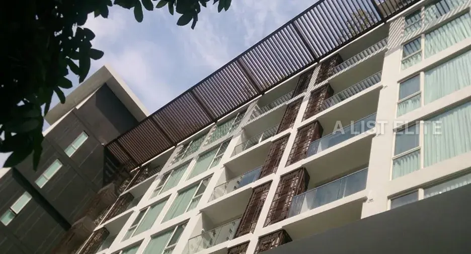 THE RESIDENCE@61