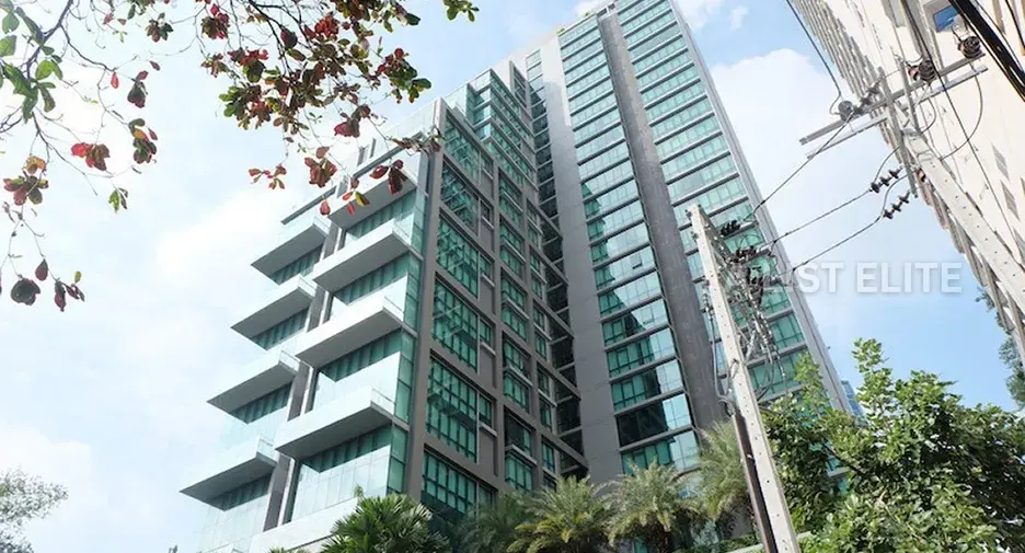 THE ROOM SUKHUMVIT 21