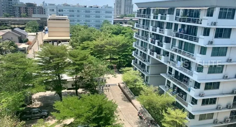 THE WATERFORD SUKHUMVIT 50