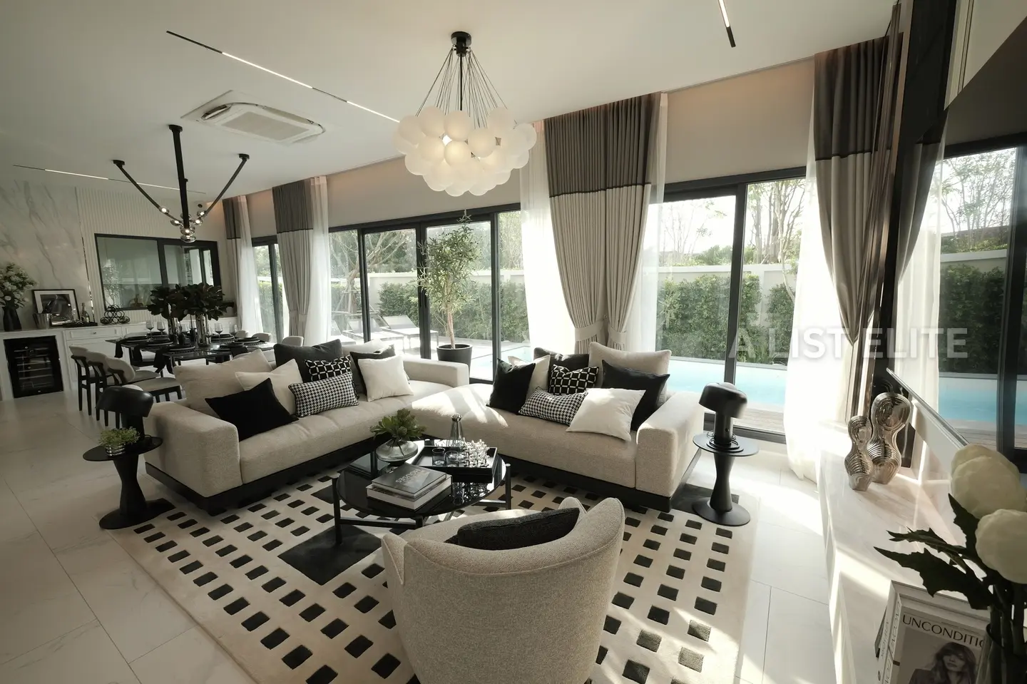 ​The Lavish พัทยา