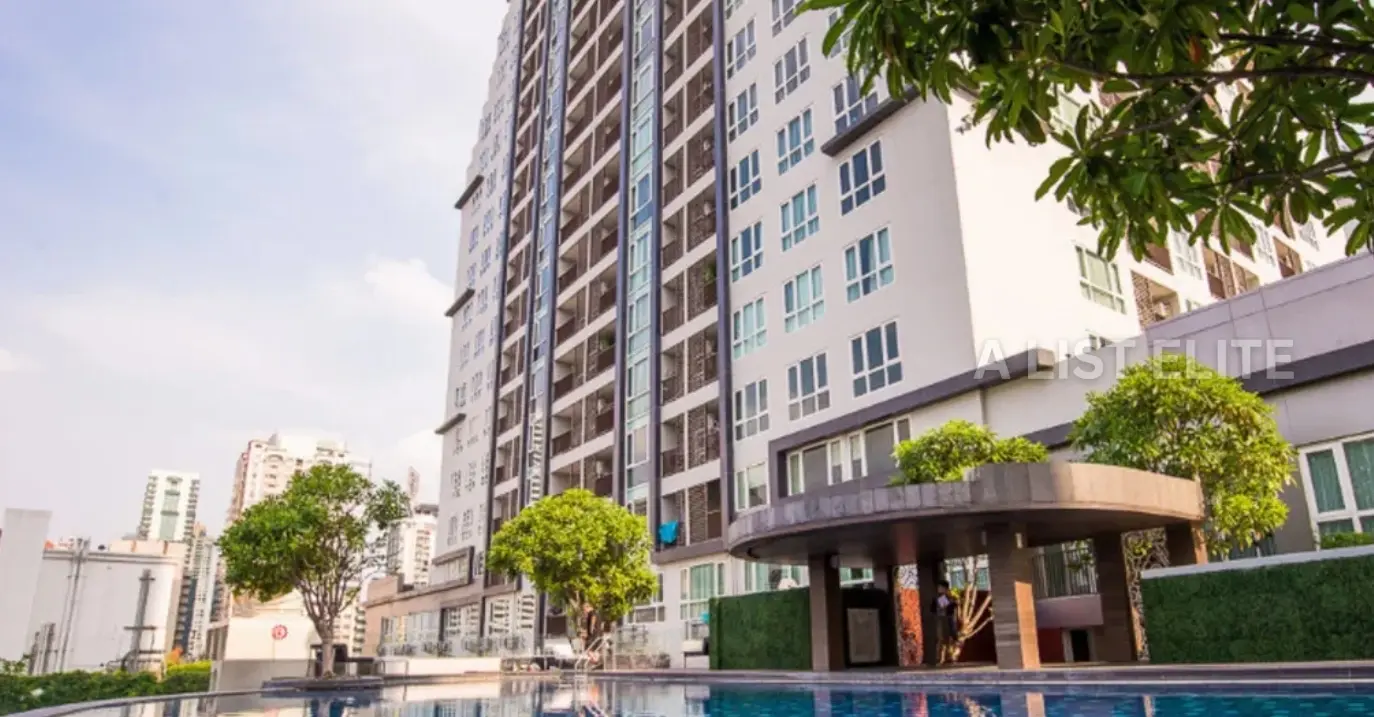 15 SUKHUMVIT RESIDENCES