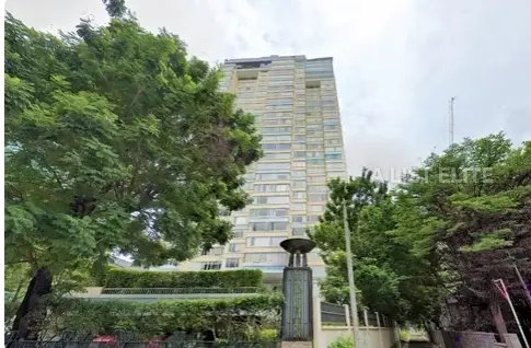 HAMPTON THONGLOR 10