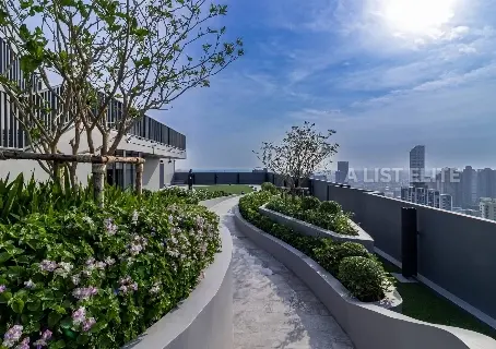 KNIGHTSBRIDGE SPACE SUKHUMVIT-RAMA 4