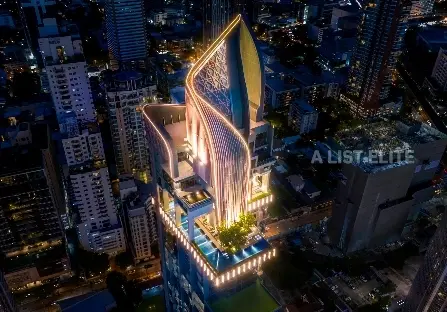 LAVIQ SUKHUMVIT 57