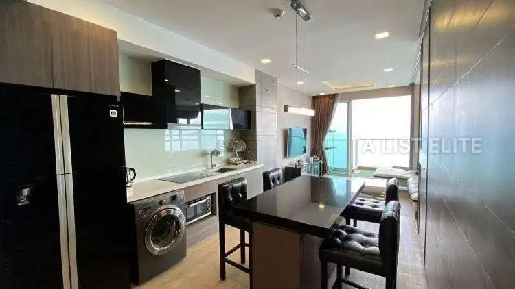 Cetus Beachfront Condominium Pattaya - Condo avec vue sur la mer