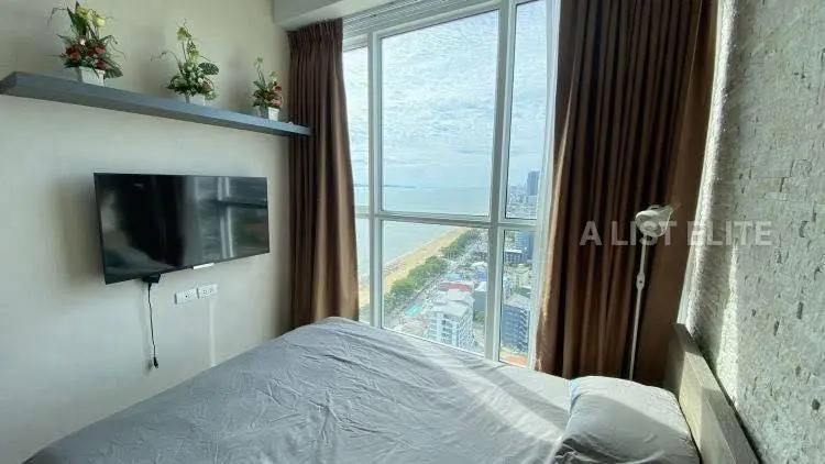 Cetus Beachfront Condominium Pattaya - Condo avec vue sur la mer