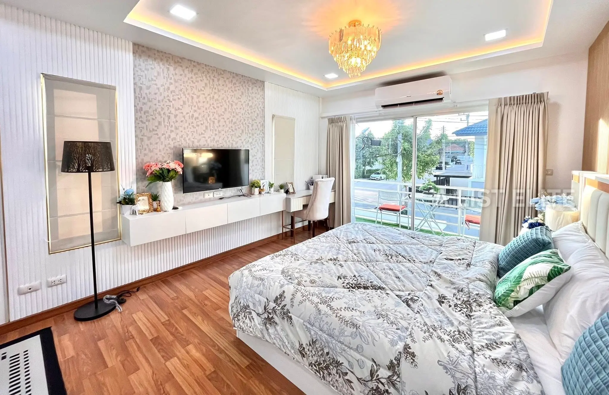 Pruksa Nara Village - Maison 2 étages à vendre près de Jomtien