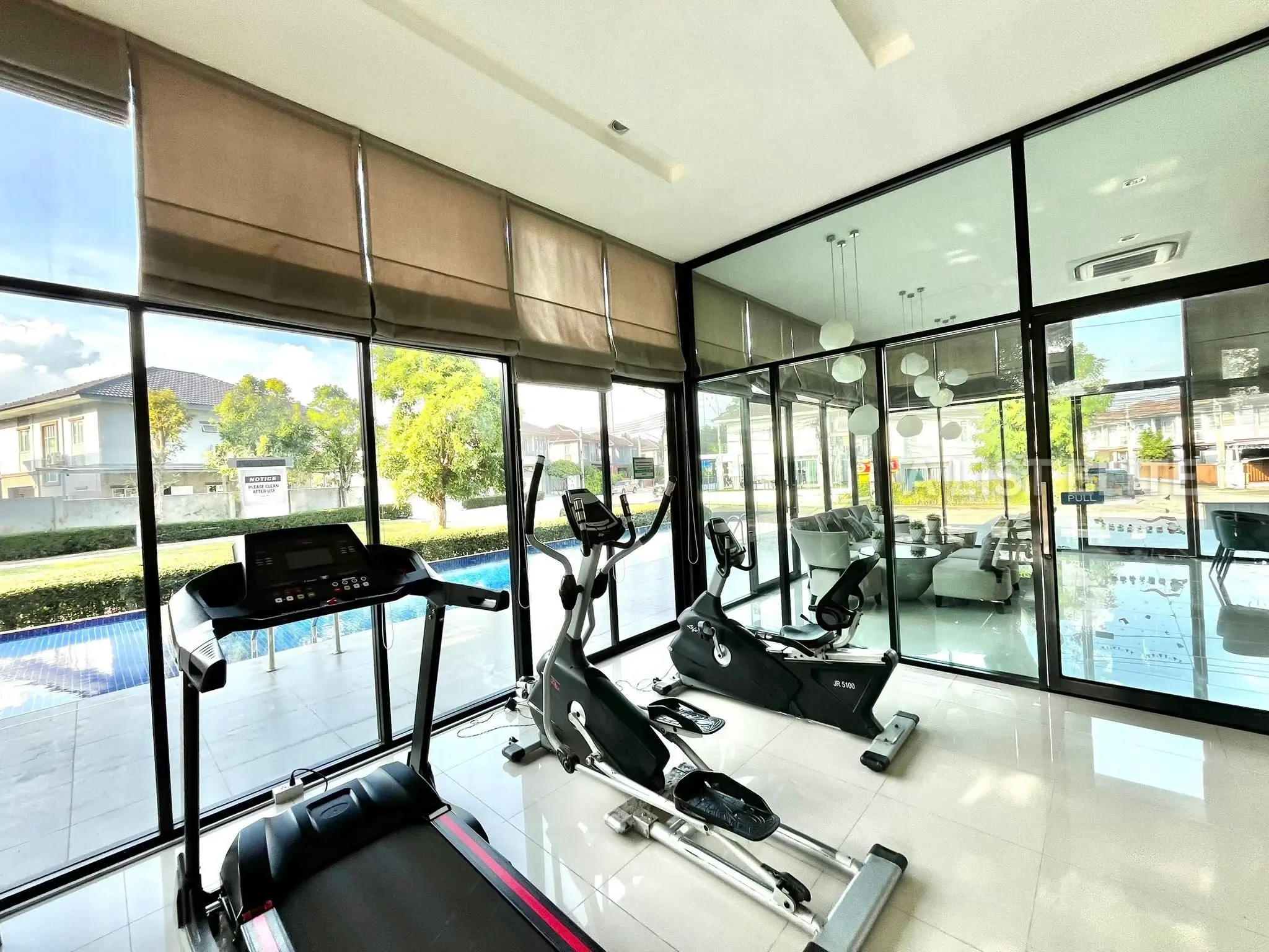 Pruksa Nara Village - Maison 2 étages à vendre près de Jomtien