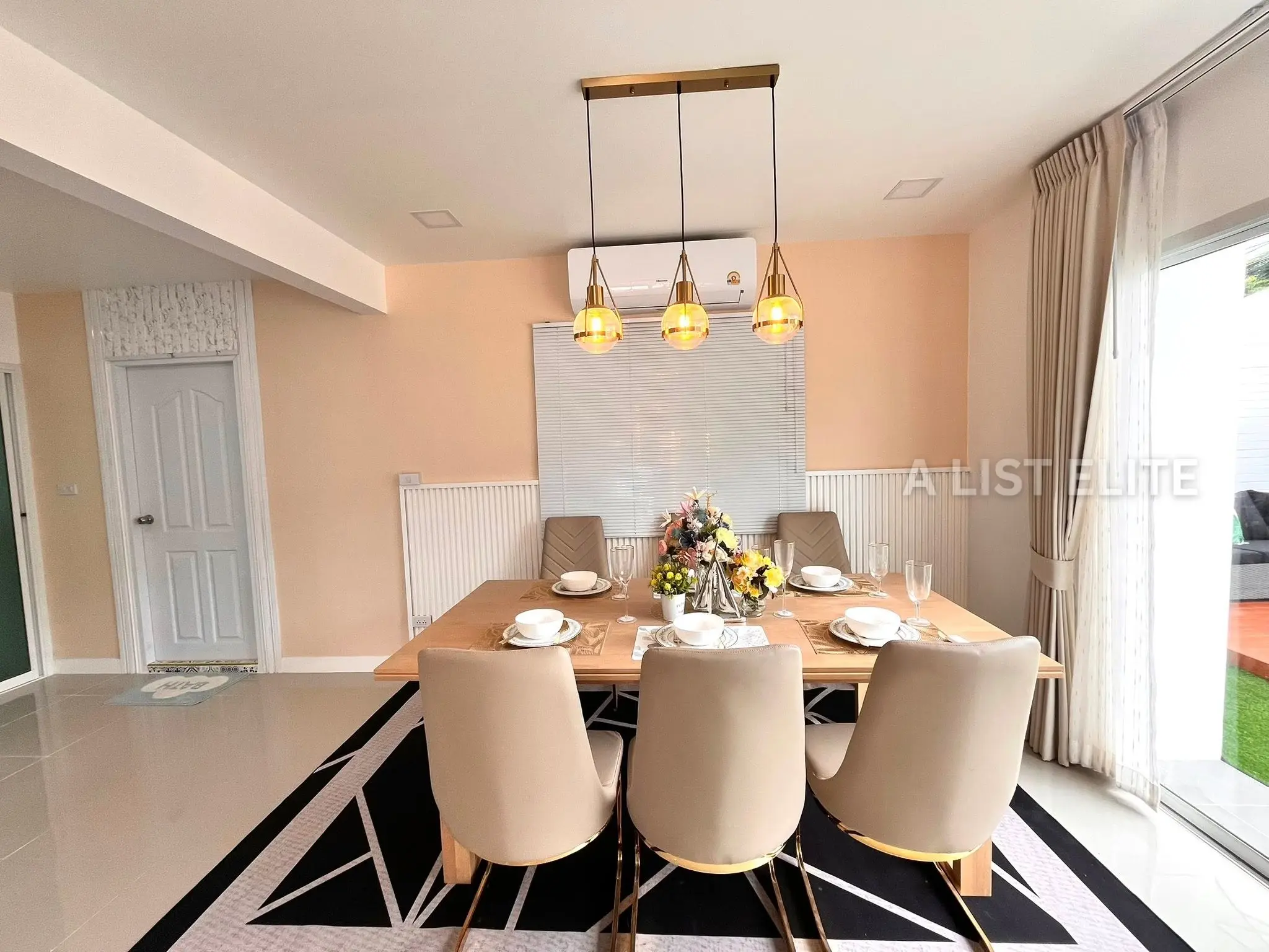 Pruksa Nara Village - Maison 2 étages à vendre près de Jomtien