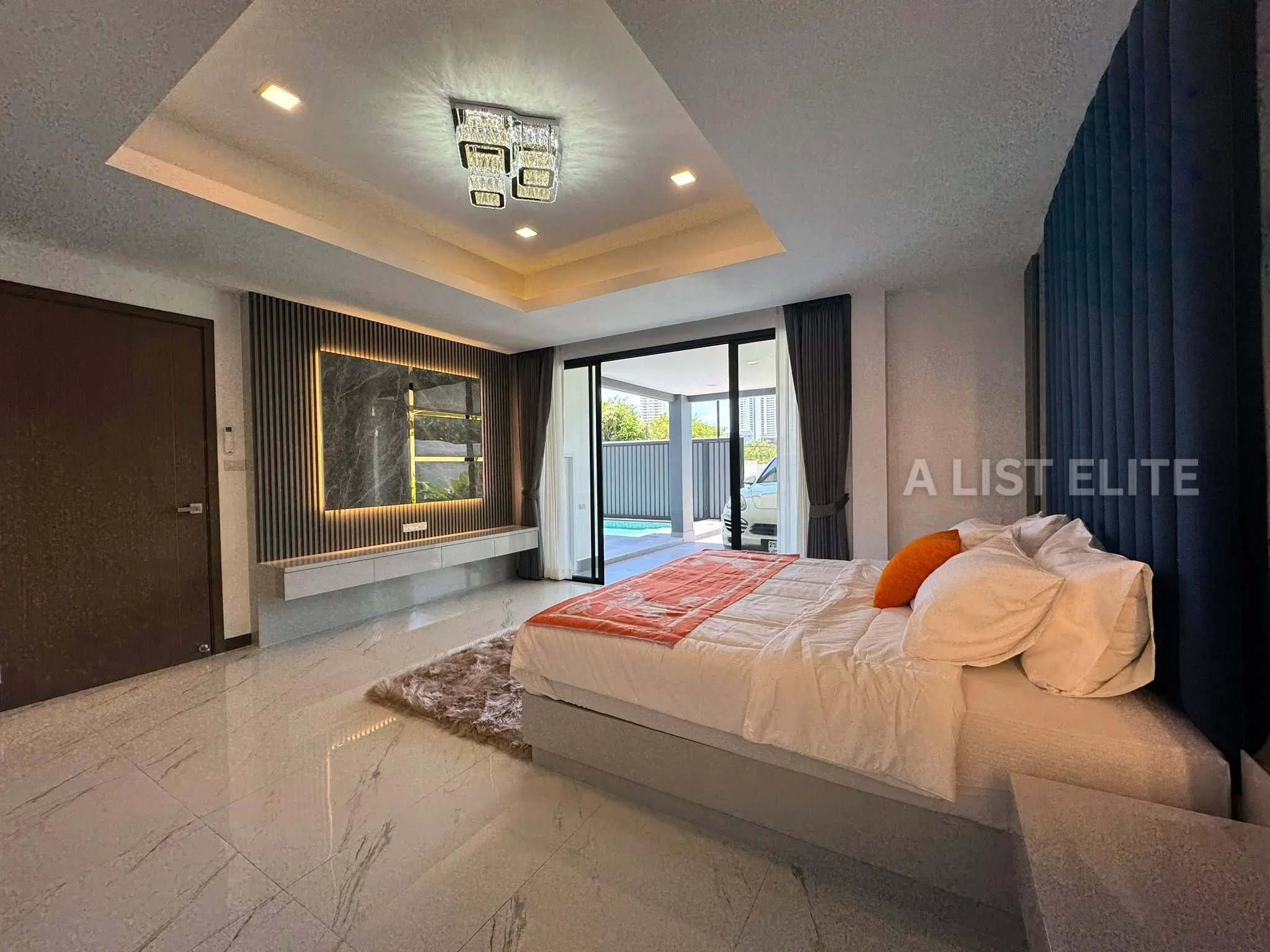 เอกมงคล ชัยพฤกษ์ 2 - บ้านพูลวิลล่า 6 ห้องนอน พัทยาใต้