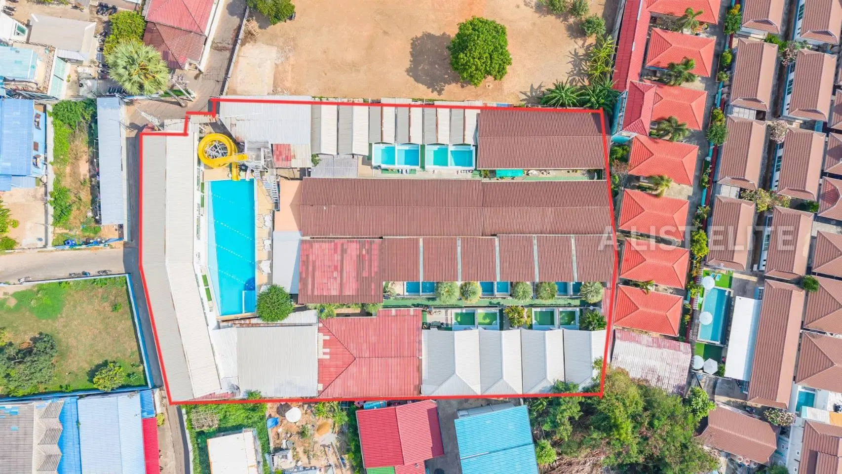 เอี่ยมสะอาดรีสอร์ท - รีสอร์ทพร้อมดำเนินกิจการ เกาะล้าน