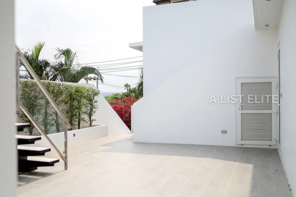 ขายถูก วิลล่าสระว่ายน้ำ ในโครงการ Palm Oasis