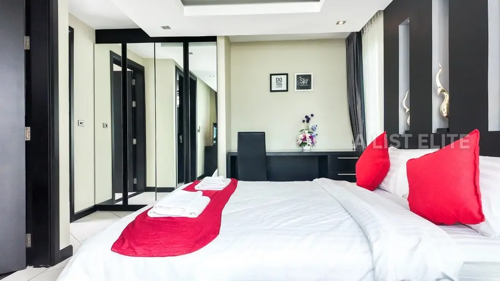 ขายถูก วิลล่าสระว่ายน้ำ ในโครงการ Palm Oasis