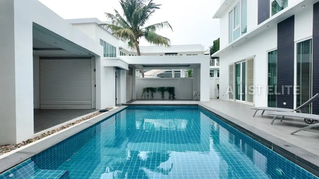 ขายถูก วิลล่าสระว่ายน้ำ ในโครงการ Palm Oasis