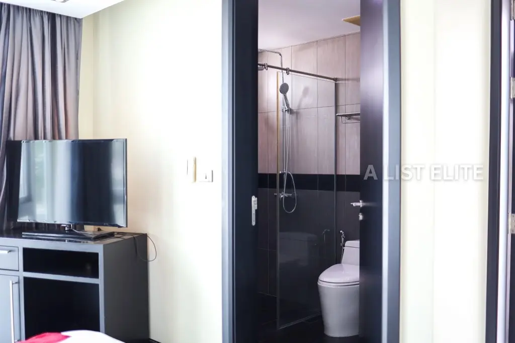 ขายถูก วิลล่าสระว่ายน้ำ ในโครงการ Palm Oasis