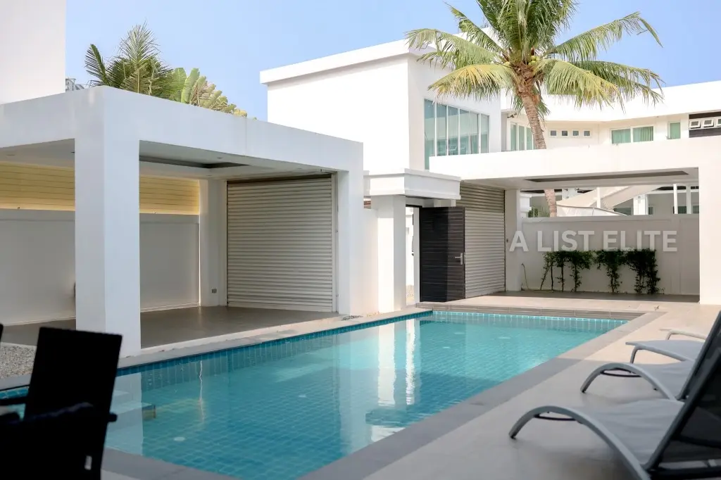 ขายถูก วิลล่าสระว่ายน้ำ ในโครงการ Palm Oasis