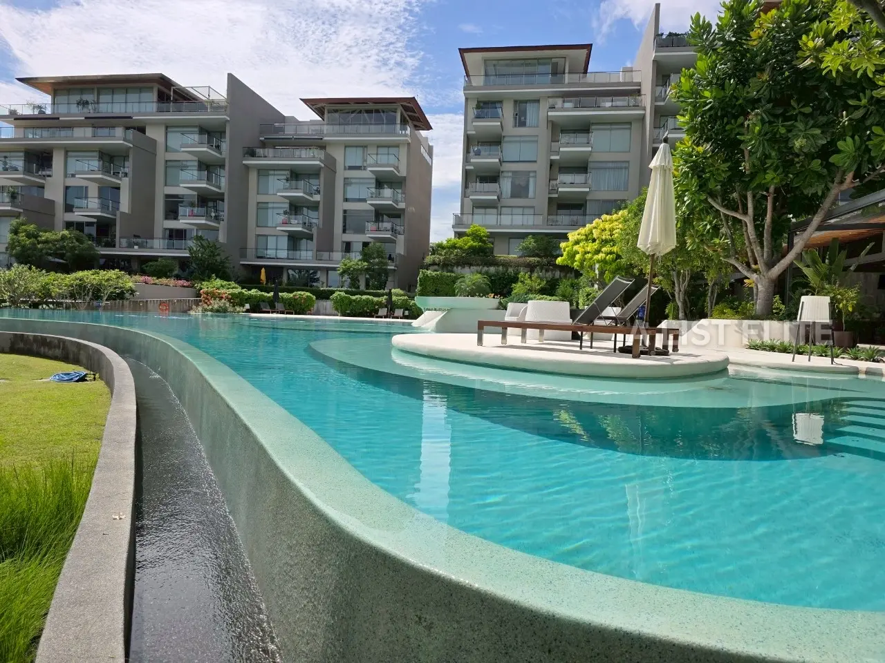 คอนโดหรูวิวสวยที่ บางเสร่ ไฮท์