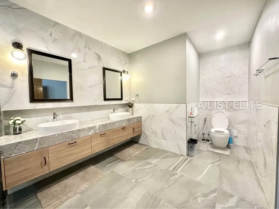 Luxury Detached House - New Pool Villa near Huai Yai, Pattaya