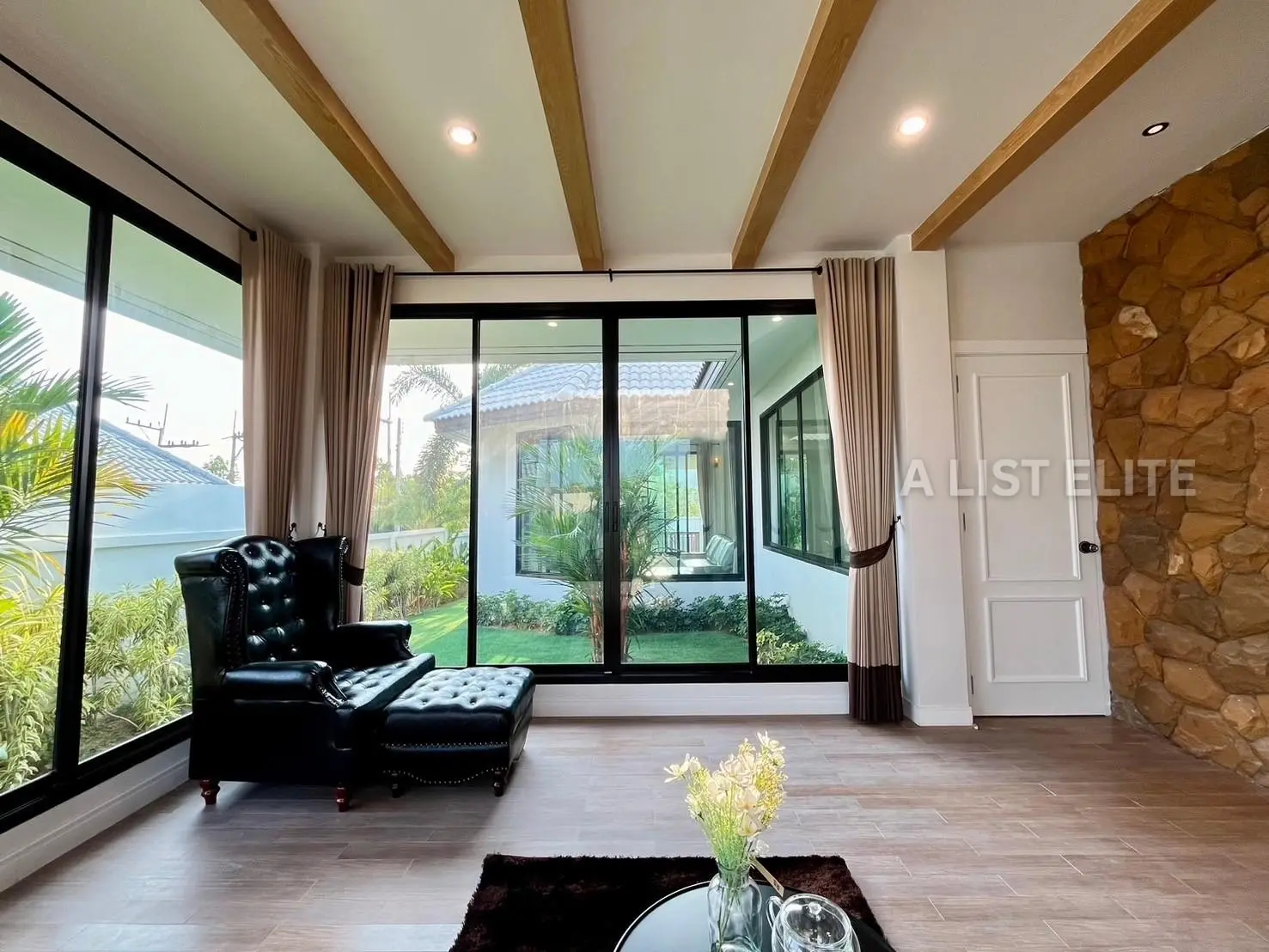 บ้านเดี่ยว - นิพพานเฉด