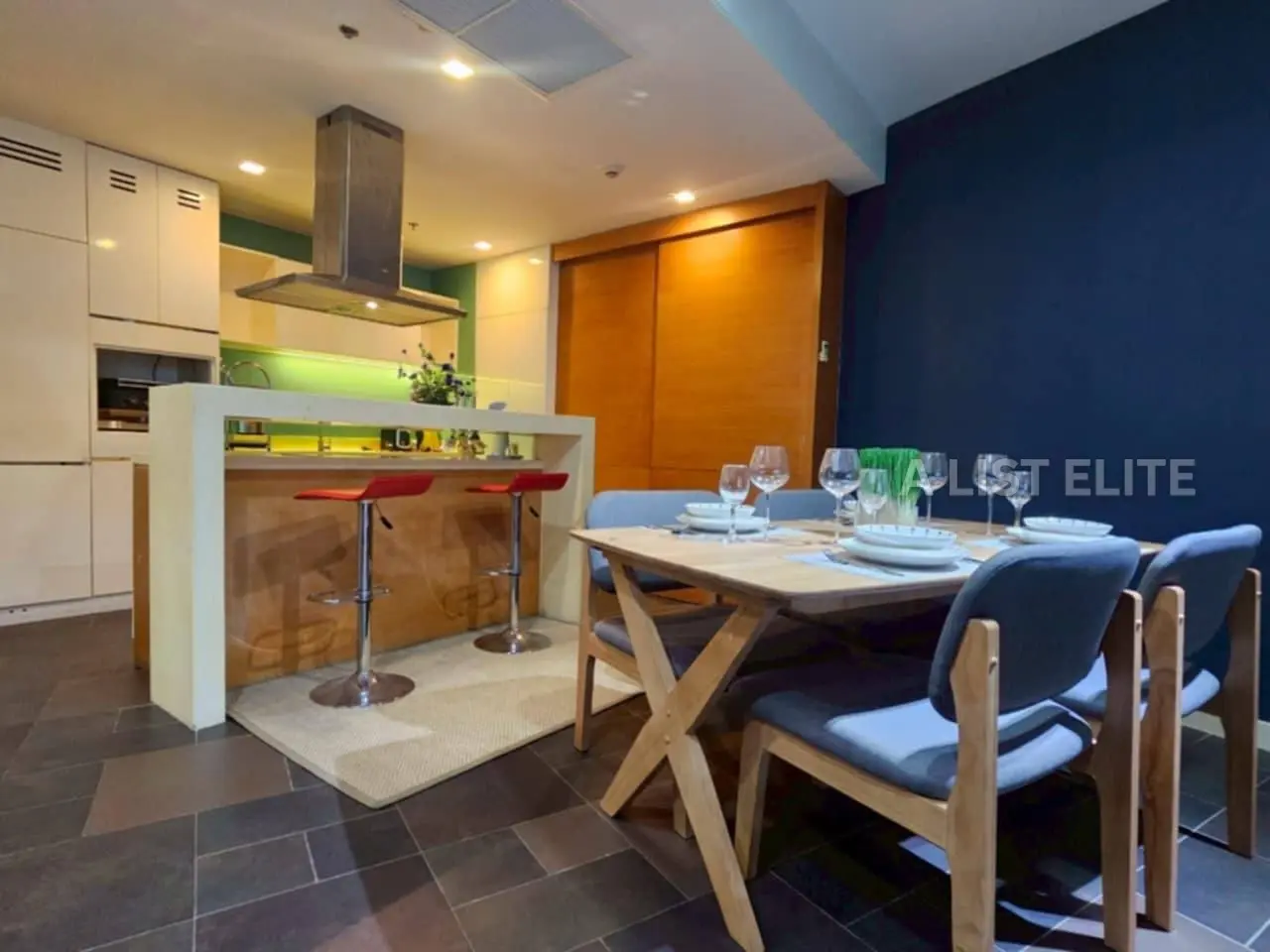 Ananya Beachfront Condominium - คอนโดมิเนียม 2 ห้องนอนสุดหรู
