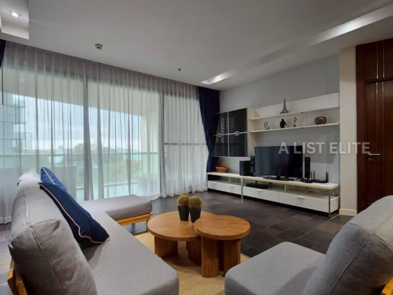 Ananya Beachfront Condominium - คอนโดมิเนียม 2 ห้องนอนสุดหรู