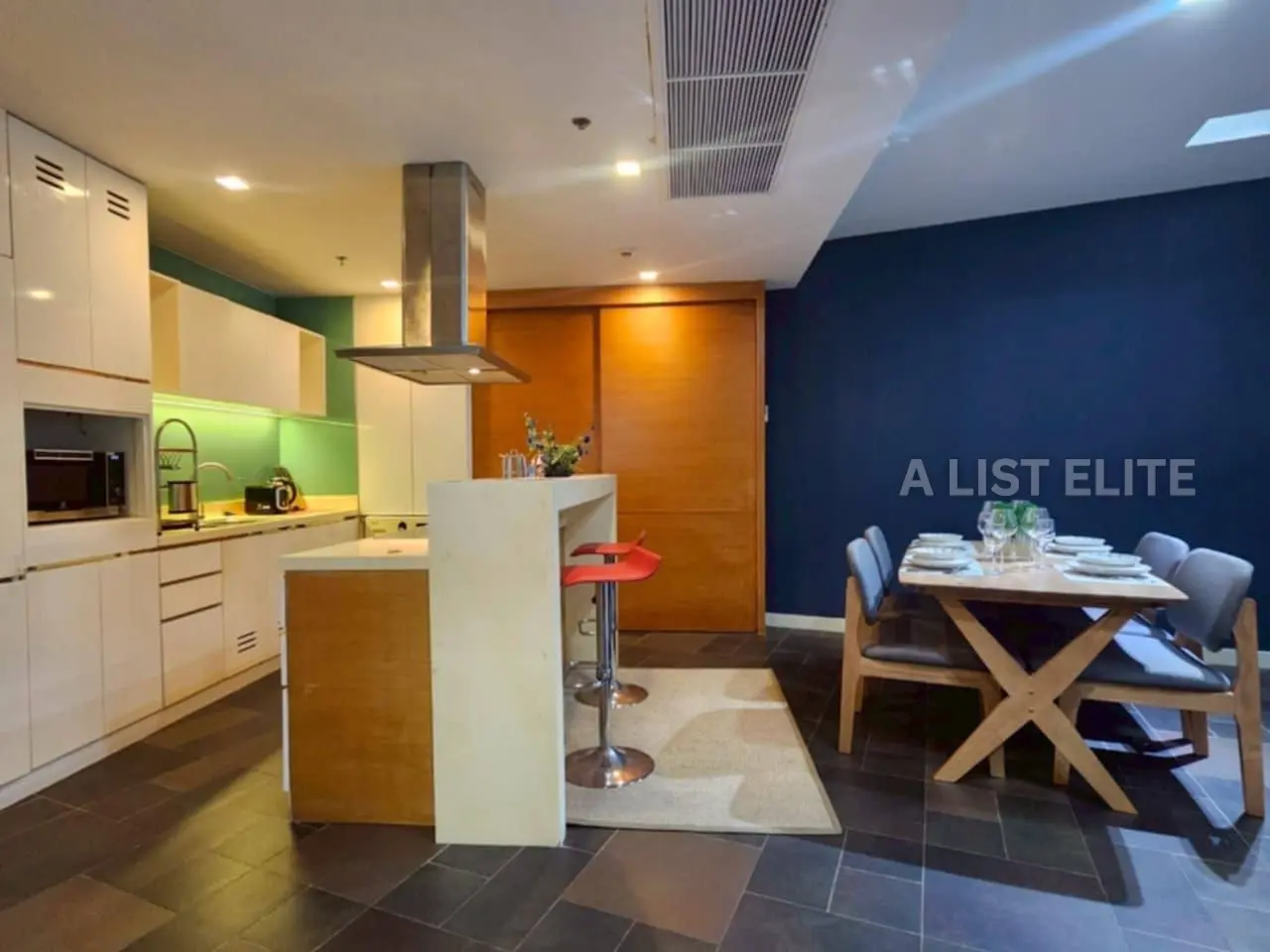 Ananya Beachfront Condominium - คอนโดมิเนียม 2 ห้องนอนสุดหรู