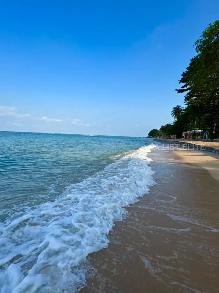 อโรมวงศ์อมาตย์ - สัมผัสประสบการณ์สุดหรูริมชายหาด