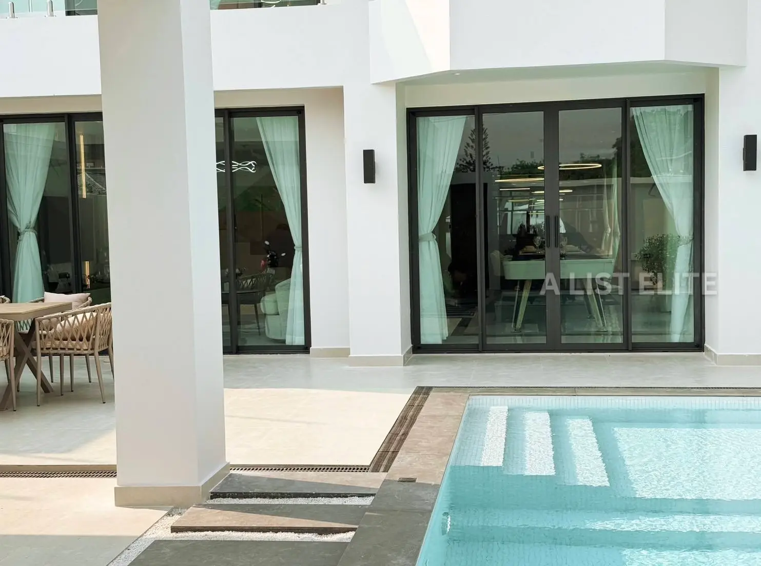 View Point Pattaya Village - Detached House