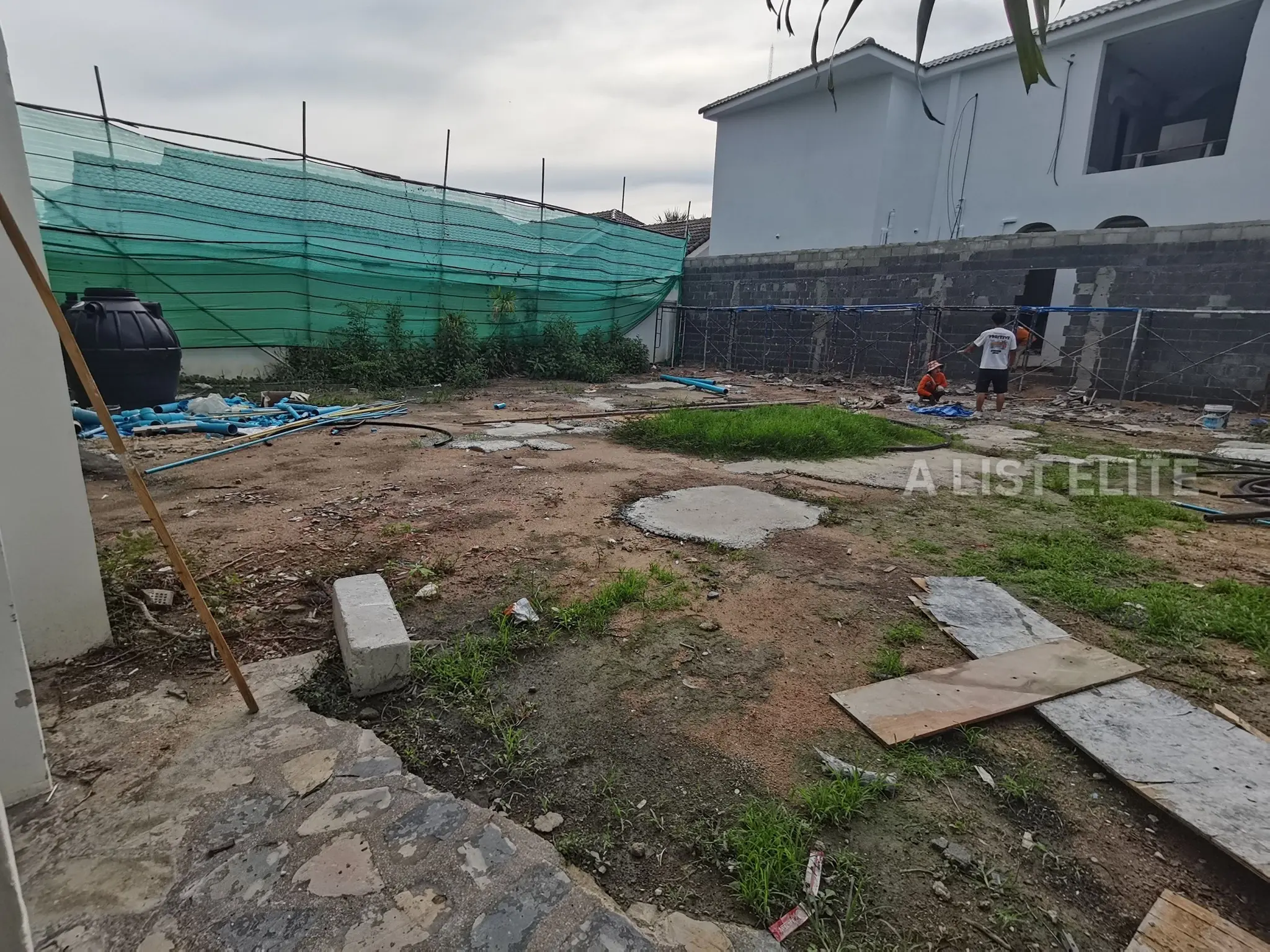 โอกาสที่ดินสุดพิเศษภายในหมู่บ้านแกรนด์ คอนโดเทล