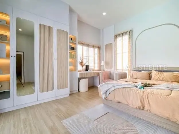 วิลล่าหรูพร้อมสระว่ายน้ำ ใกล้ซอยสยาม - New Pool Villa Near Soi Siam