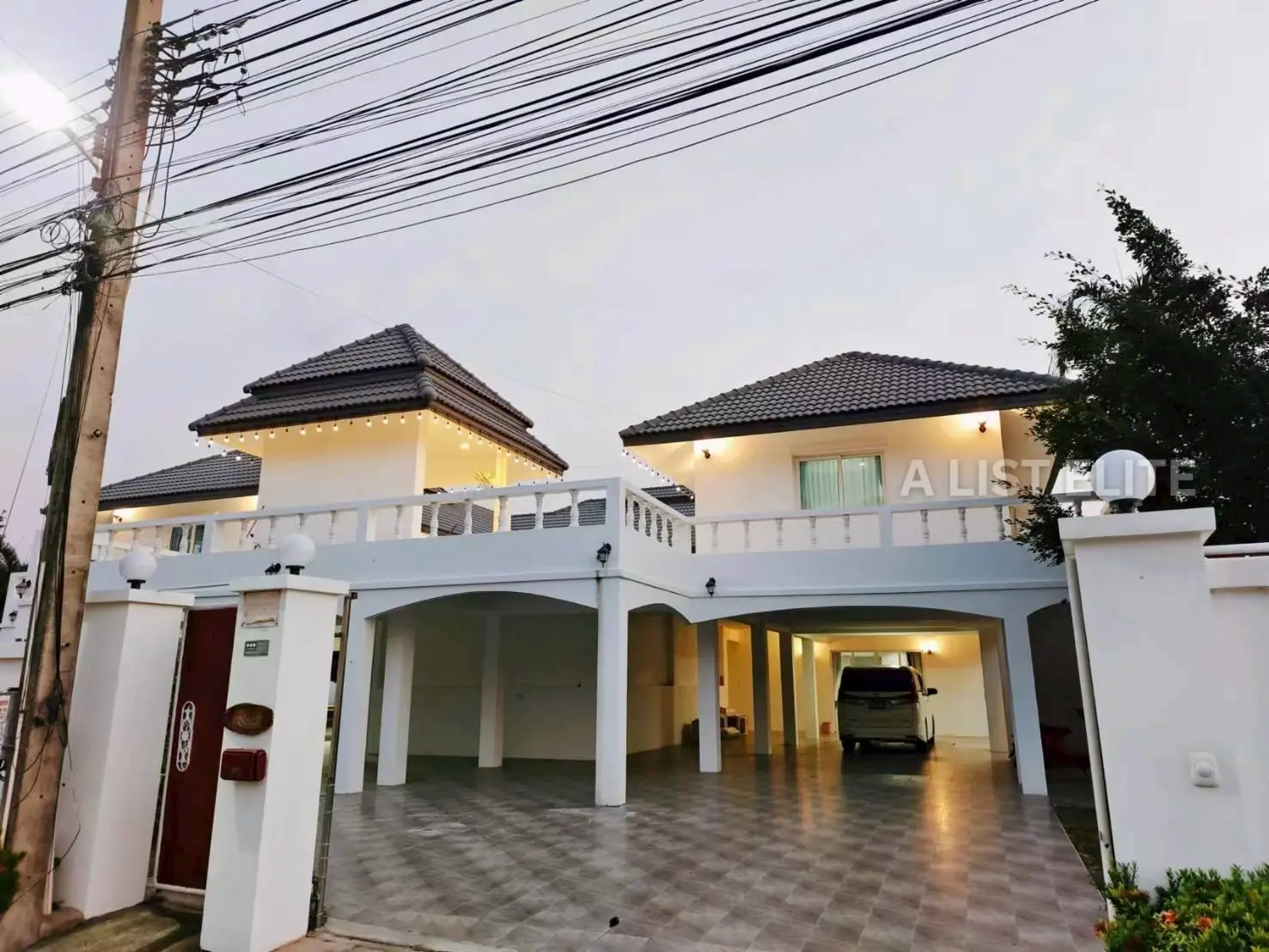 Grange Park Villa - ใช้ชีวิตหรูหราในพัทยาฝั่งตะวันออก