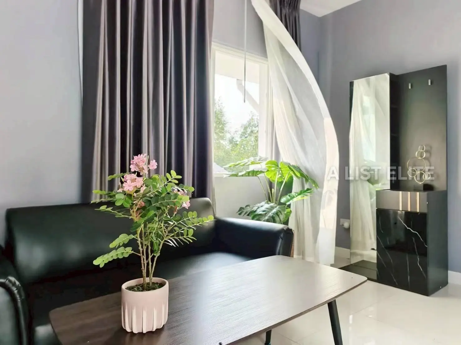 Grange Park Villa - ใช้ชีวิตหรูหราในพัทยาฝั่งตะวันออก