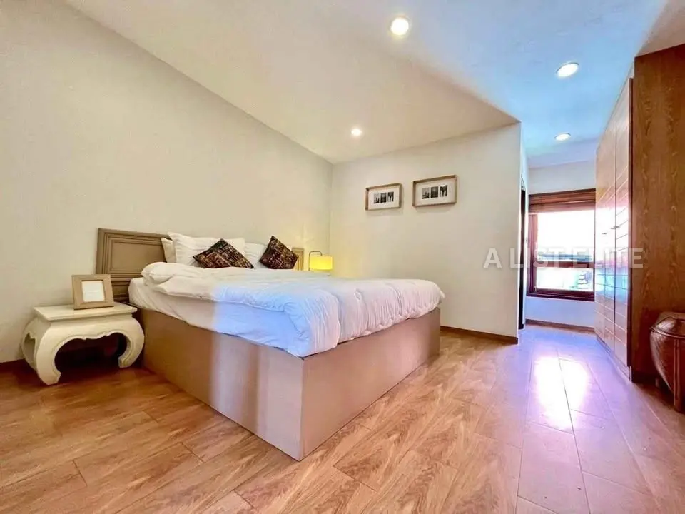 วิลล่าสไตล์ไทยบาหลีหรูหราในโครงการ Thabali Pool Villa พัทยา