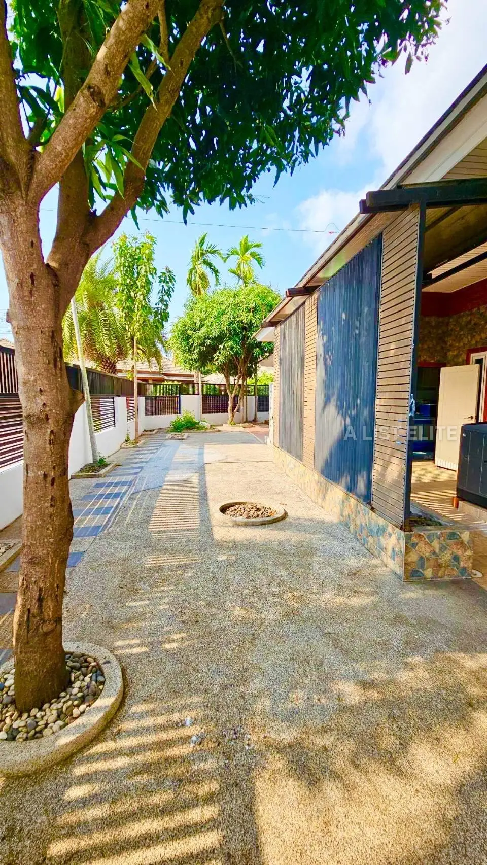 บ้านเดี่ยว บ้านเปี่ยมมงคล - พัทยา