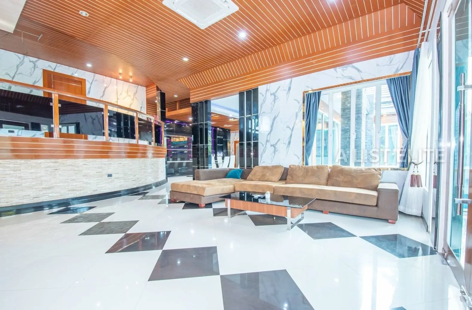 บ้านเดี่ยว บ้านเปี่ยมมงคล - พัทยา