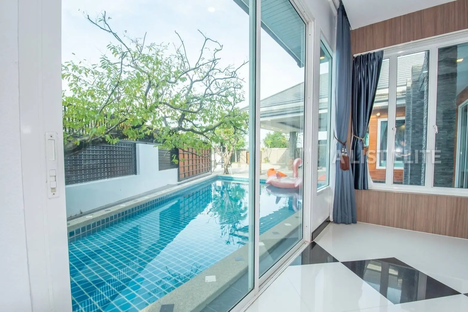 บ้านเดี่ยว บ้านเปี่ยมมงคล - พัทยา