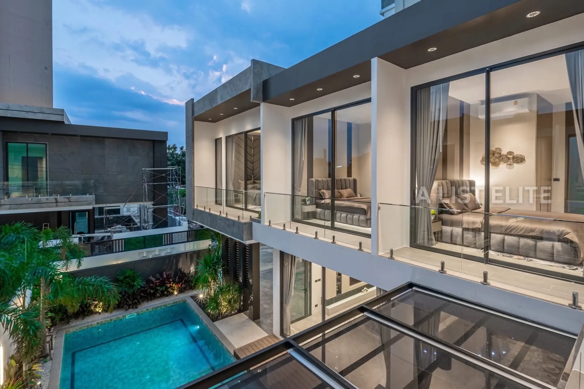 Luxury Modern Pool Villa Near Jomtien Beach