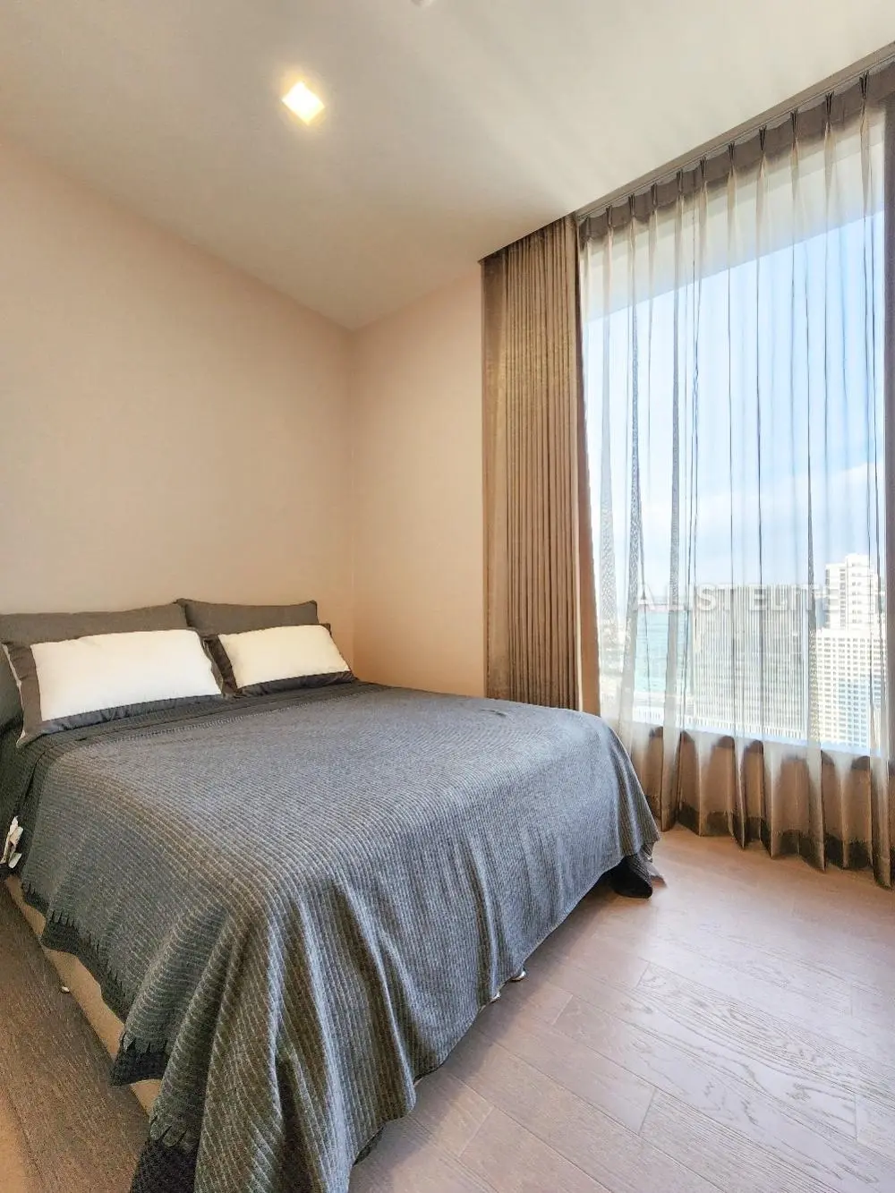 Sky-High Living: The ESSE Asoke - Exquisite 2 Bed Condo with Pool View