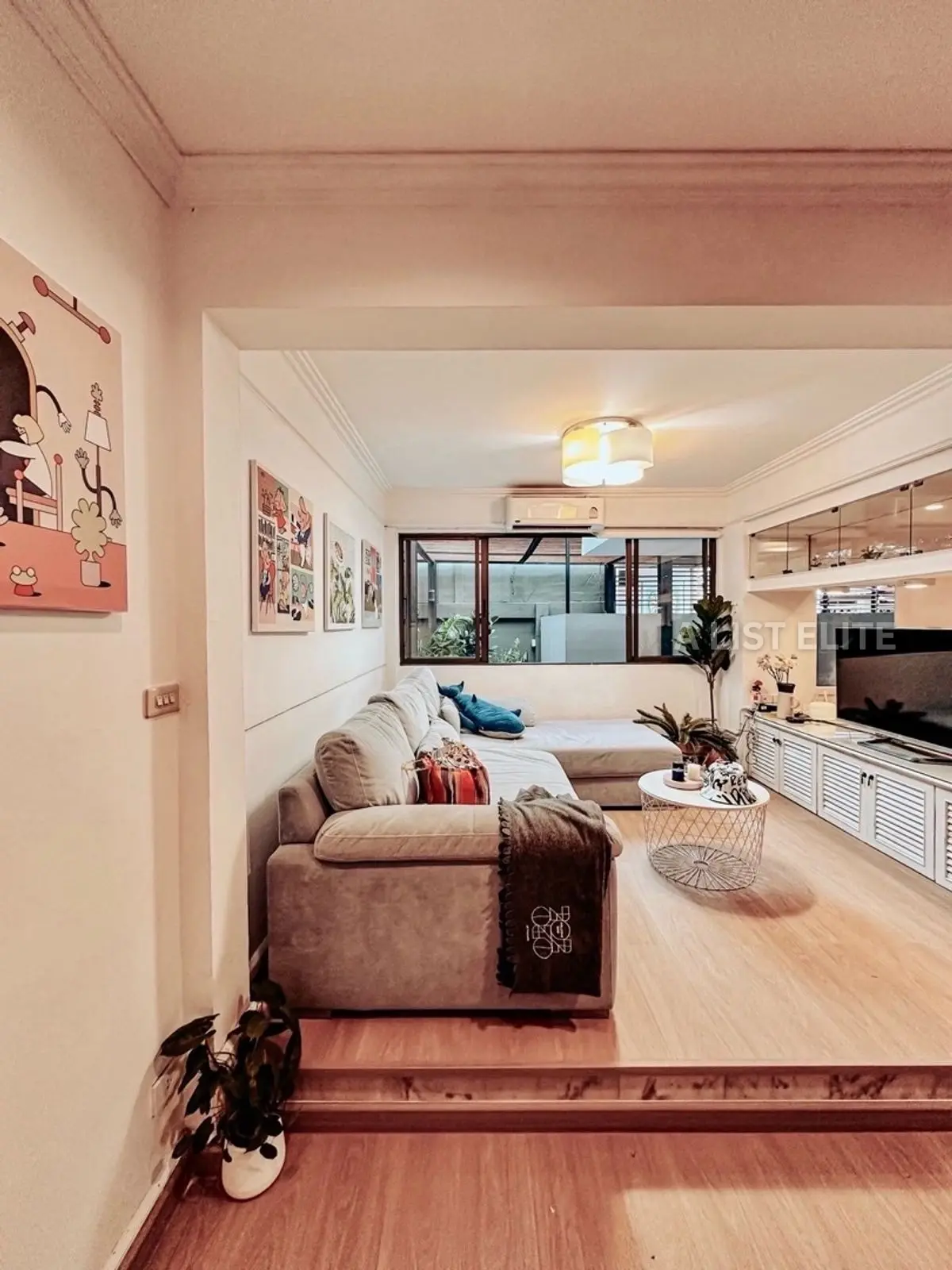 Maison de ville Ekkamai 12 - Vie moderne au cœur de Bangkok